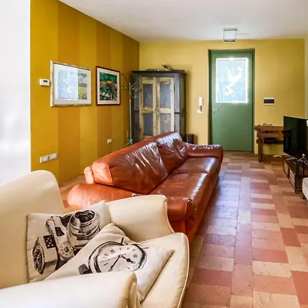 2 Bedroom Lovely In * 파노