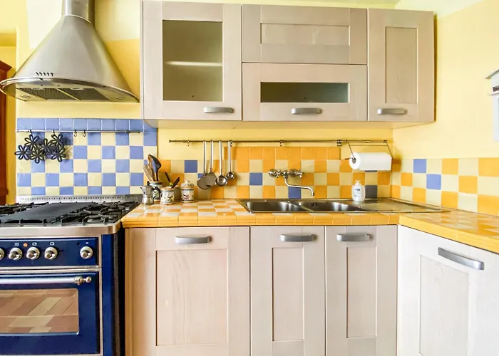 2 Bedroom Lovely In Σπίτι διακοπών